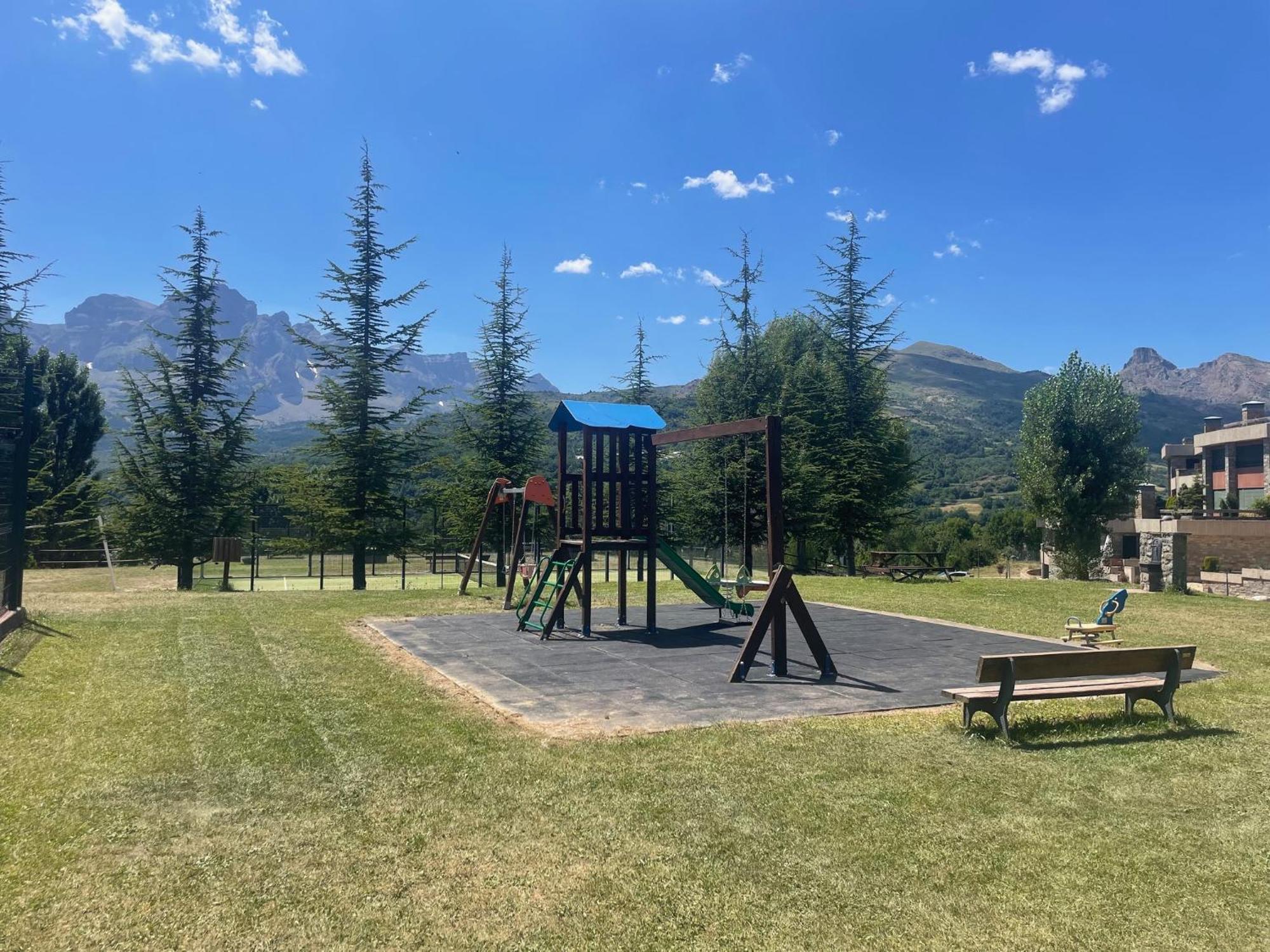 Ventanal De Saras Petfriendly Garaje Trastero Y Chimenea - Arafita Apartamentos Panticosa Kültér fotó